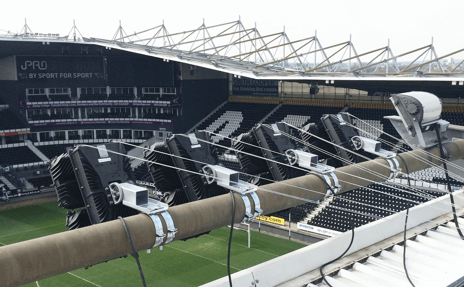 SUFA-X Stade de football